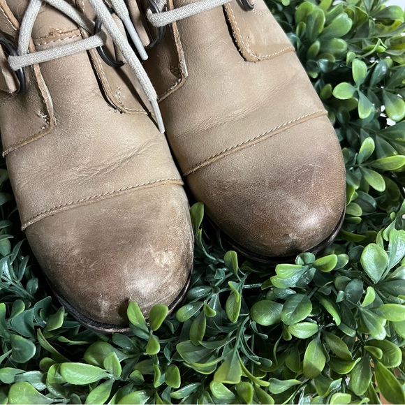 Sorel Women’s Joan of Arctic Wedge Mid Boot in Ash Brown - Picture 5 of 11